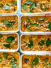 Load image into Gallery viewer, Aubergine & Broccoli Panang Curry