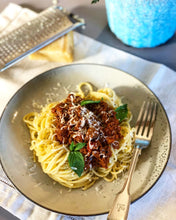 Load image into Gallery viewer, Vegan Bolognese